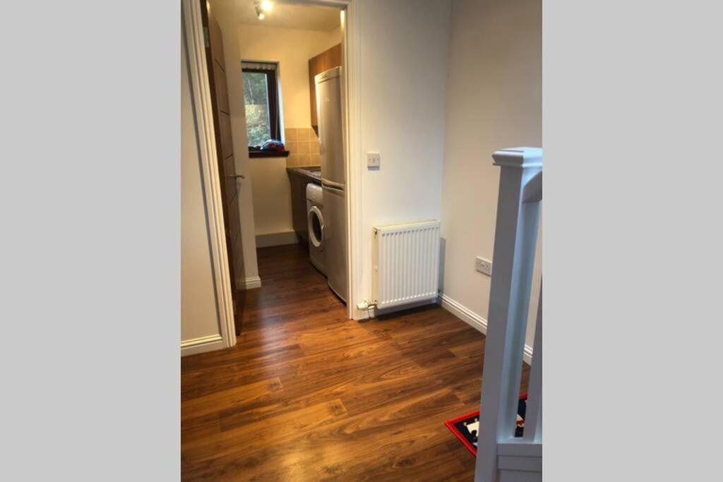 Private Coach House In Gated * Stirling